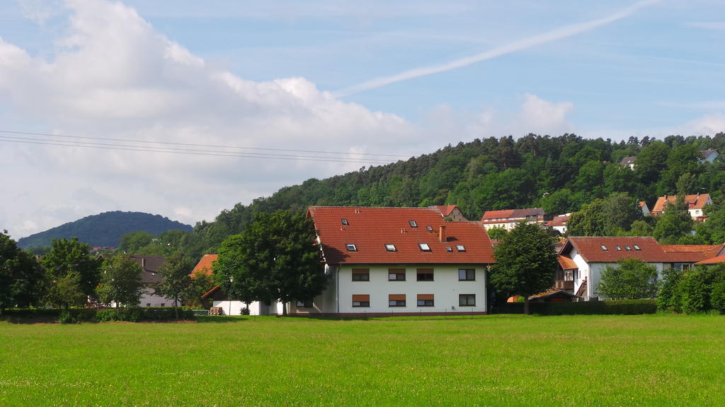 Rhoenblick Landhotel - Restaurant - Countrypub Petersberg  Bagian luar foto